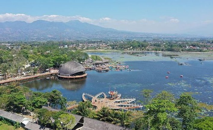 7 Wisata Alam Garut yang Memukau dan Paling Banyak Dikunjungi