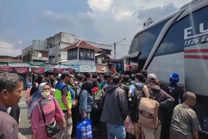 H-3 Lebaran, 6.889 Pemudik Berangkat dari Terminal Cicaheum