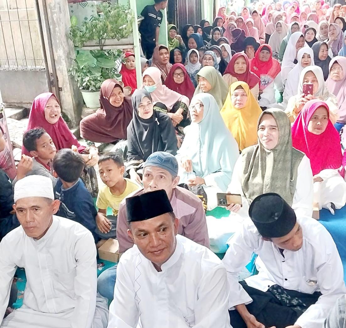 Sejak Petang, Rumah RT 03/RW 11 di Kebonpedes Ditinggalkan Pemilik Lebih Pilih Padati Jalan