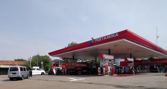 Menko Airlangga Sebut Harga Pertalite Seharusnya Lebih Mahal dari Rp 7.500 Per Liter