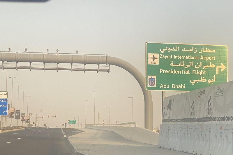 23 WNI Sempat Terjebak di Bandara Abu Dhabi, Dubes RI: Kini Seluruhnya Selamat