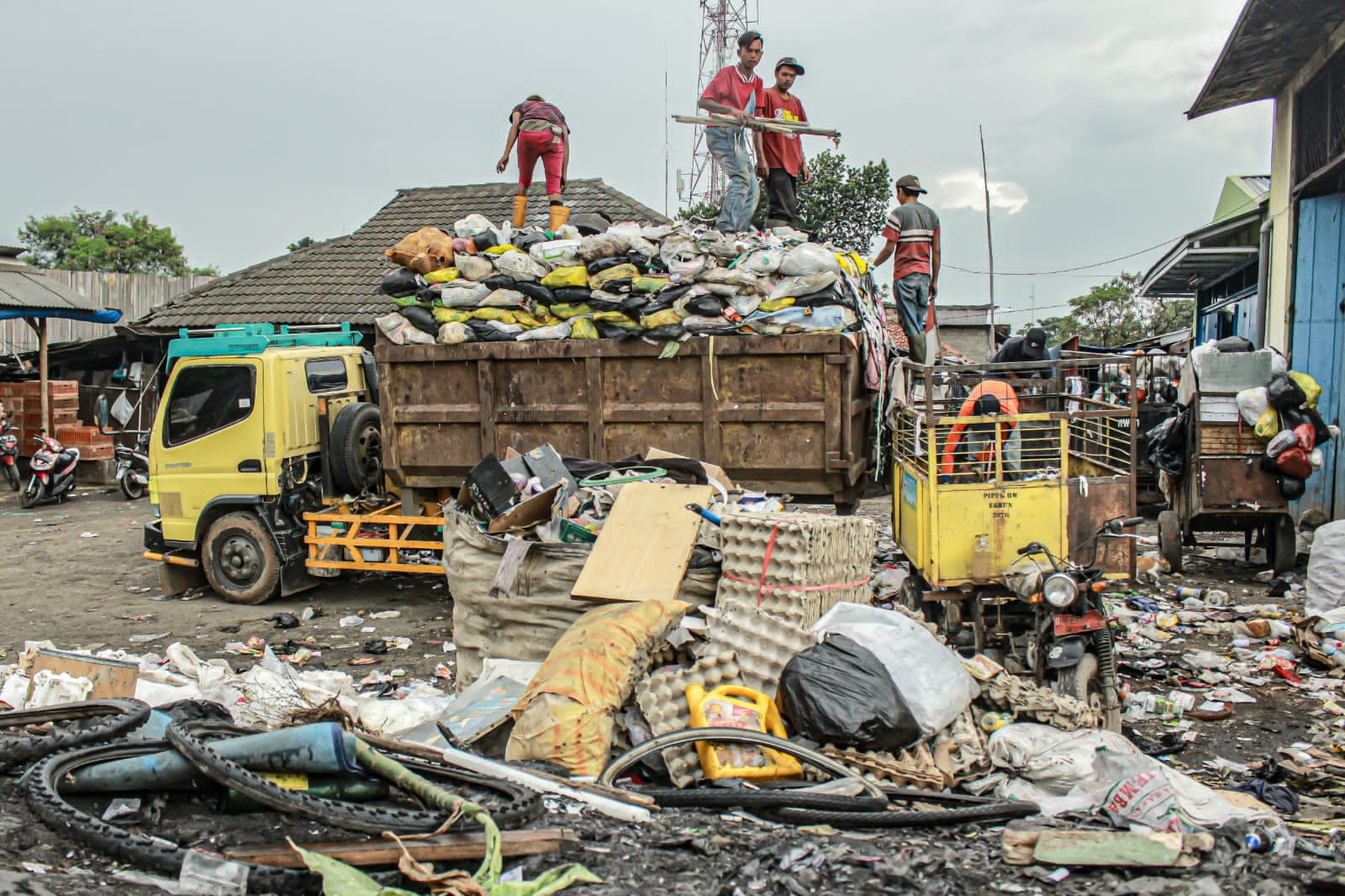 Sampah Kota Bandung Naik 724 Ton