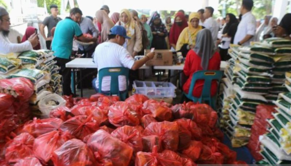 Pemkab Karawang Stabilkan Harga Bahan Pokok Lewat Gerakan Pangan Murah Jelang Akhir Tahun