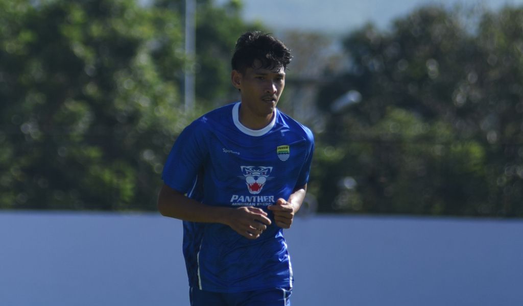 Winger Persib Pengoleksi 3 Gol Tak Rasakan Kendala Jalani Porsi Latihan yang Makin Berat