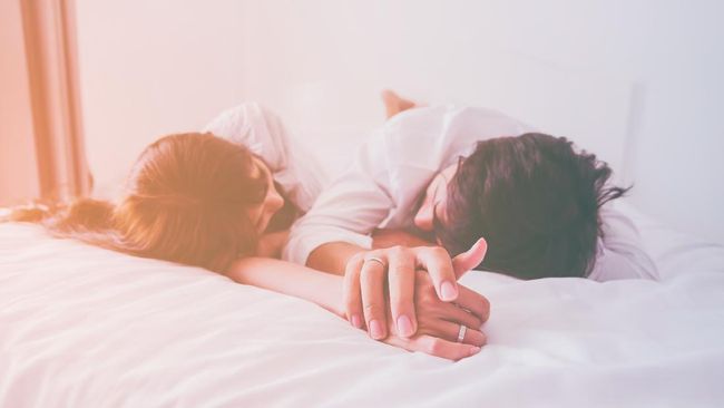 10 Manfaat Berhubungan Seks Setiap Hari untuk Pasangan Suami Istri, Salah Satunya Mengurangi Stres Loh!