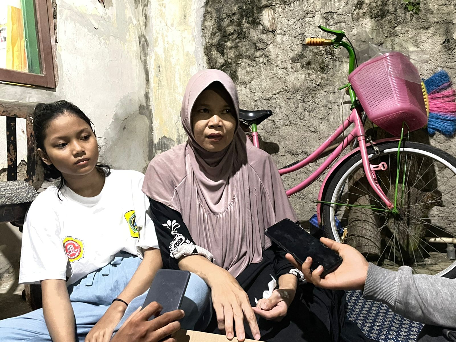 Rumah Janda Anak Dua di Bogor Diduga Disegel Sepihak