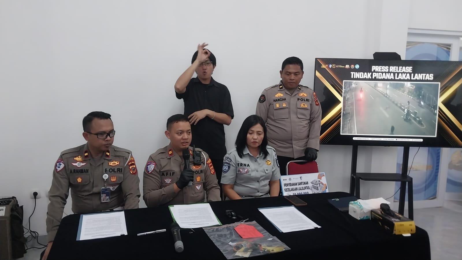 Pemotor yang Lawan Arah Diamankan di Polres Bogor, Sempat Kabur 500 Meter dari TKP Kecelakaan