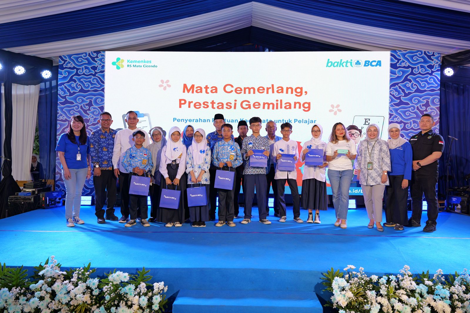 BCA Bantu Lebih Dari 2.100 Pelajar Bandung Raya Raih Prestasi Melalui Kegiatan ‘Mata Cemerlang, Prestasi Gemil