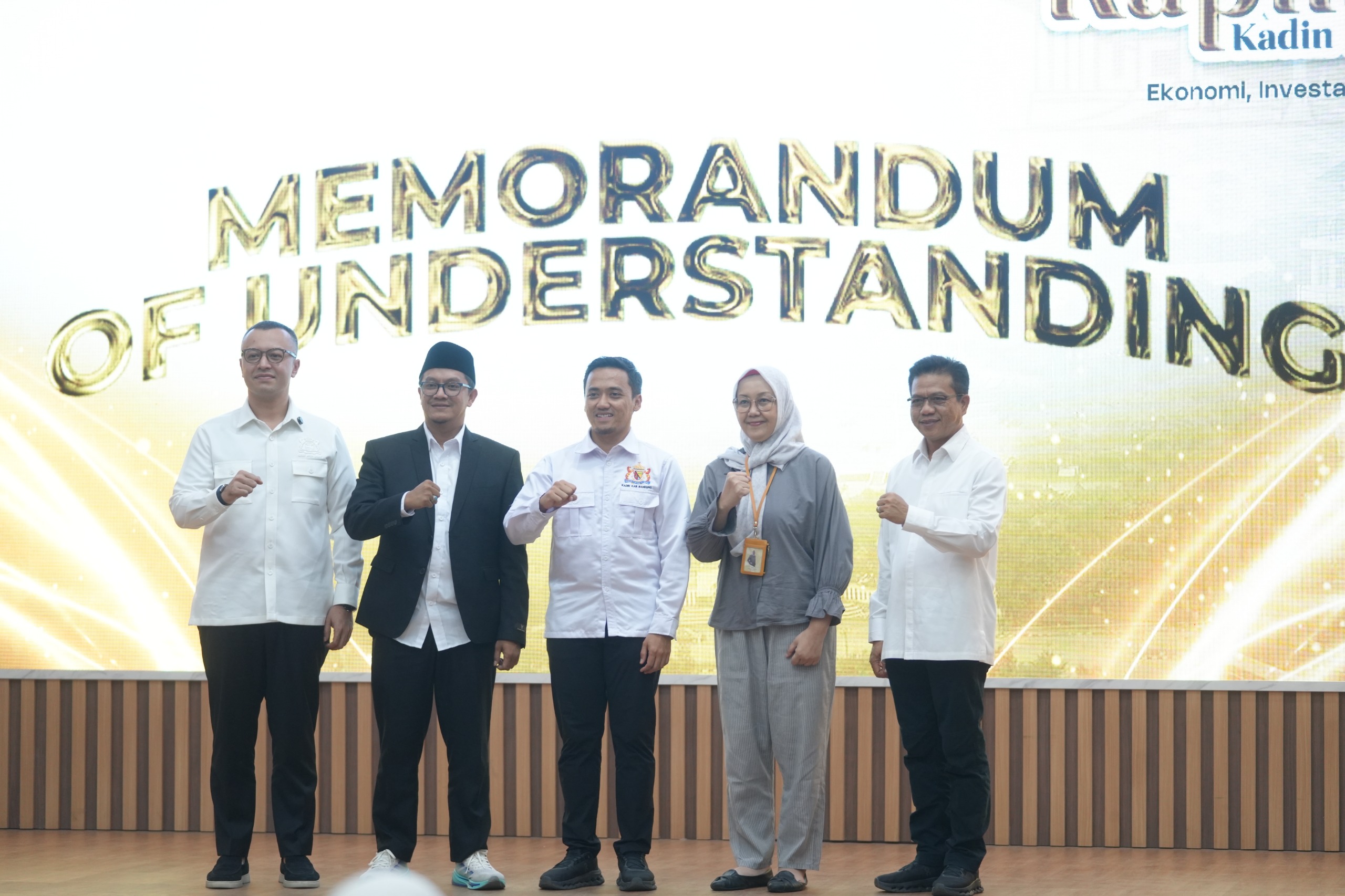 Kadin Kabupaten Bandung Kembali Satu, Bupati KDS Tantang Undang Investasi dan Lapangan Kerja