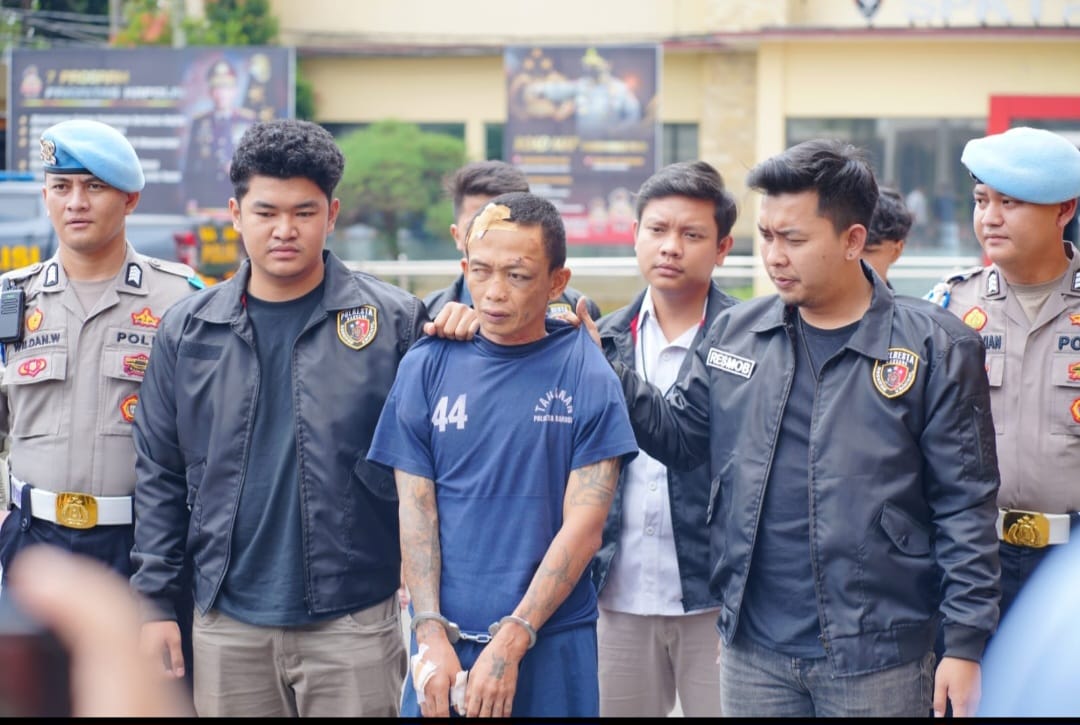 Biadab! Anak Bunuh Ayah Tiri dan Aniaya Ibu Kandung di Banjaran Bandung, Ini Motifnya