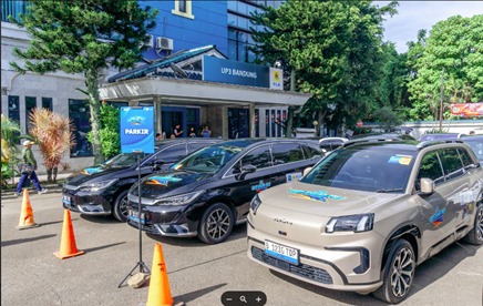 PLN UID Jawa Barat Dukung Kegiatan Komunitas Kendaraan Listrik 'EVenture Siaga SPKLU Nataru'