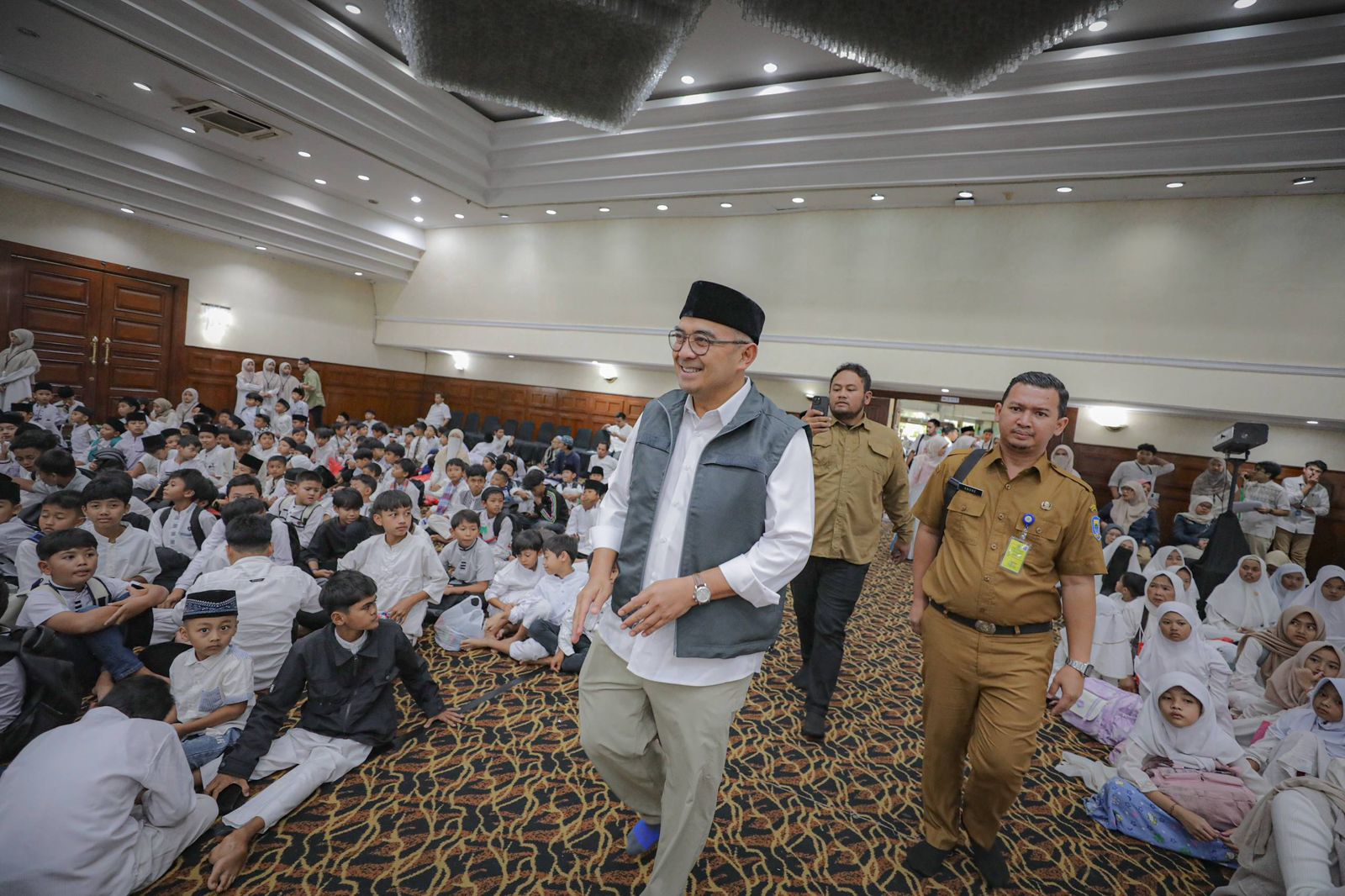 Wali Kota Bandung Ajak Anak-Anak Membiasakan Pilah Sampah Sejak Dini