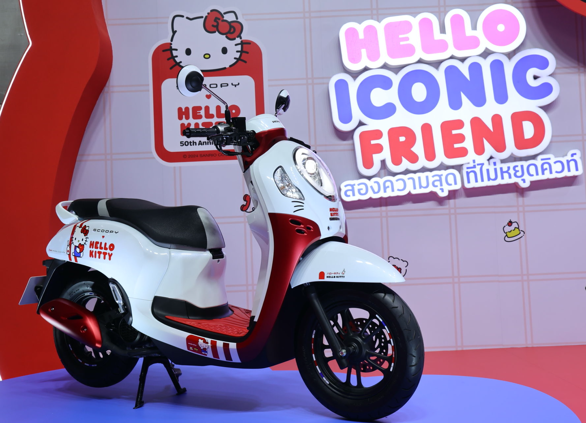 Honda Luncurkan Motor Matic Scoopy Hello Kitty Limited Edition, Hanya 2.000 Unit 