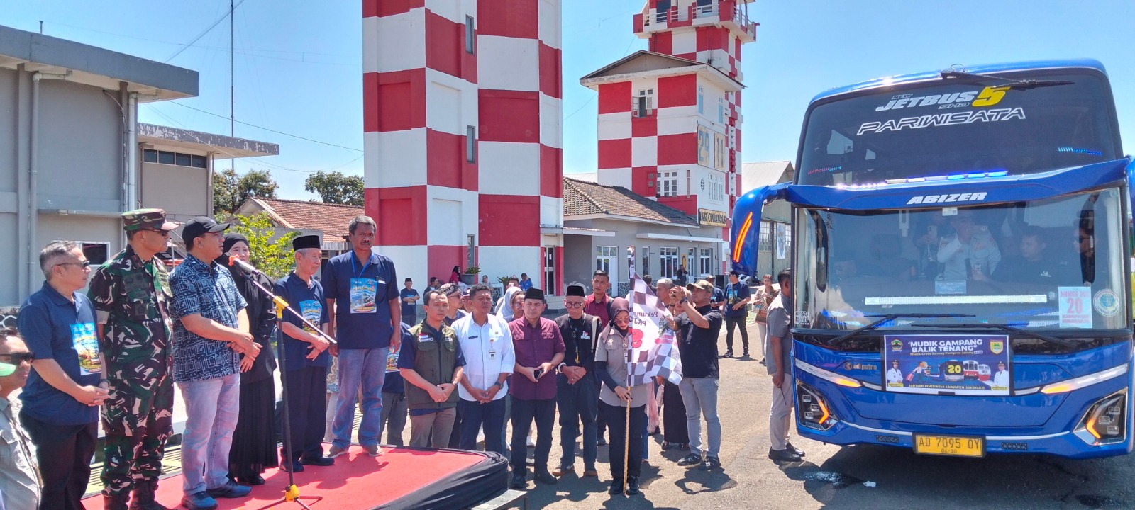 Sebanyak 1.142 Perantau Diberangkatkan Dalam Mudik Gratis Jateng 2026 dari Bandung 