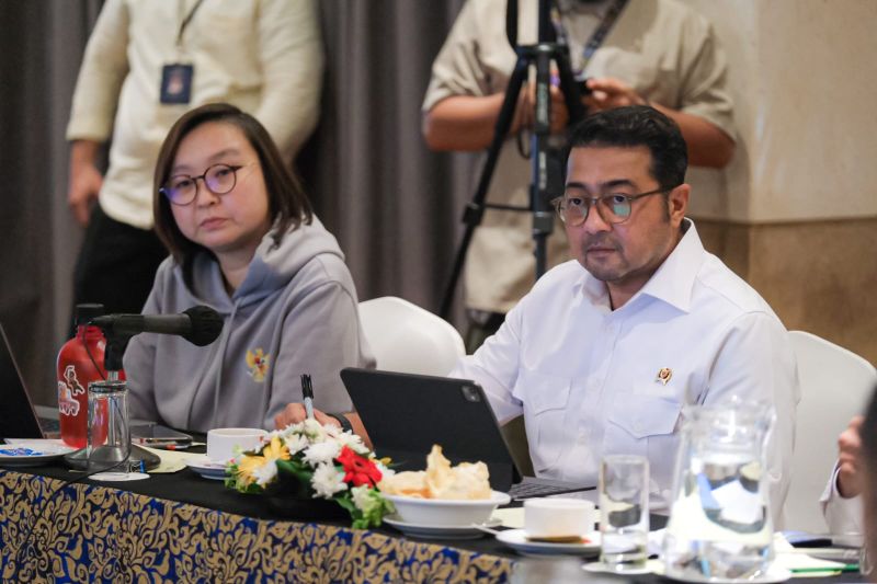 Menteri Ekonomi Kreatif Dukung Pembentukan Asosiasi Kreator Konten Sebagai Wadah Kolaborasi