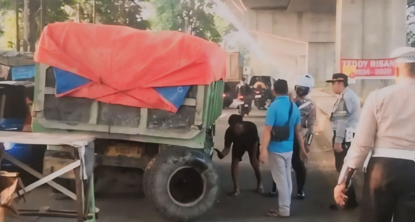 Kecelakaan Truk Pengangkut Pasir di Bogor Sebabkan Kemacetan, Diduga Alami Patah AS Roda