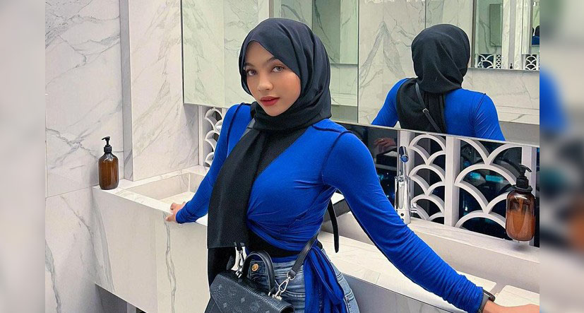 Alasan Oklin Fia Senang Memakai Hijab dengan Pakaian Ketat hingga Jilat Es Krim Viral