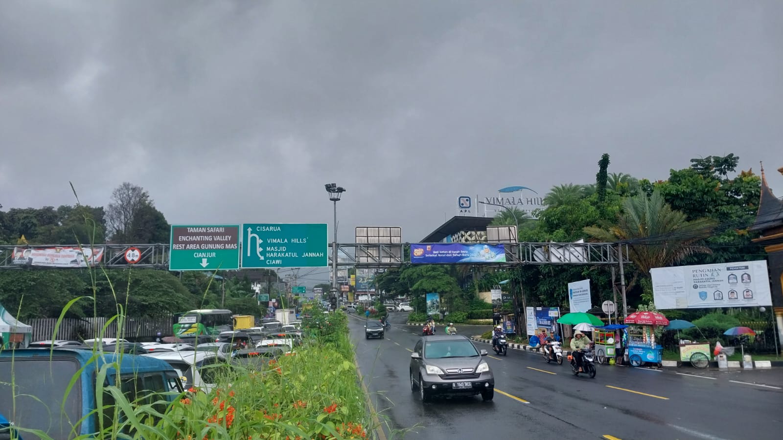 Hujan Guyur Jalur Puncak, Arus Lalin Normal Dua Arah