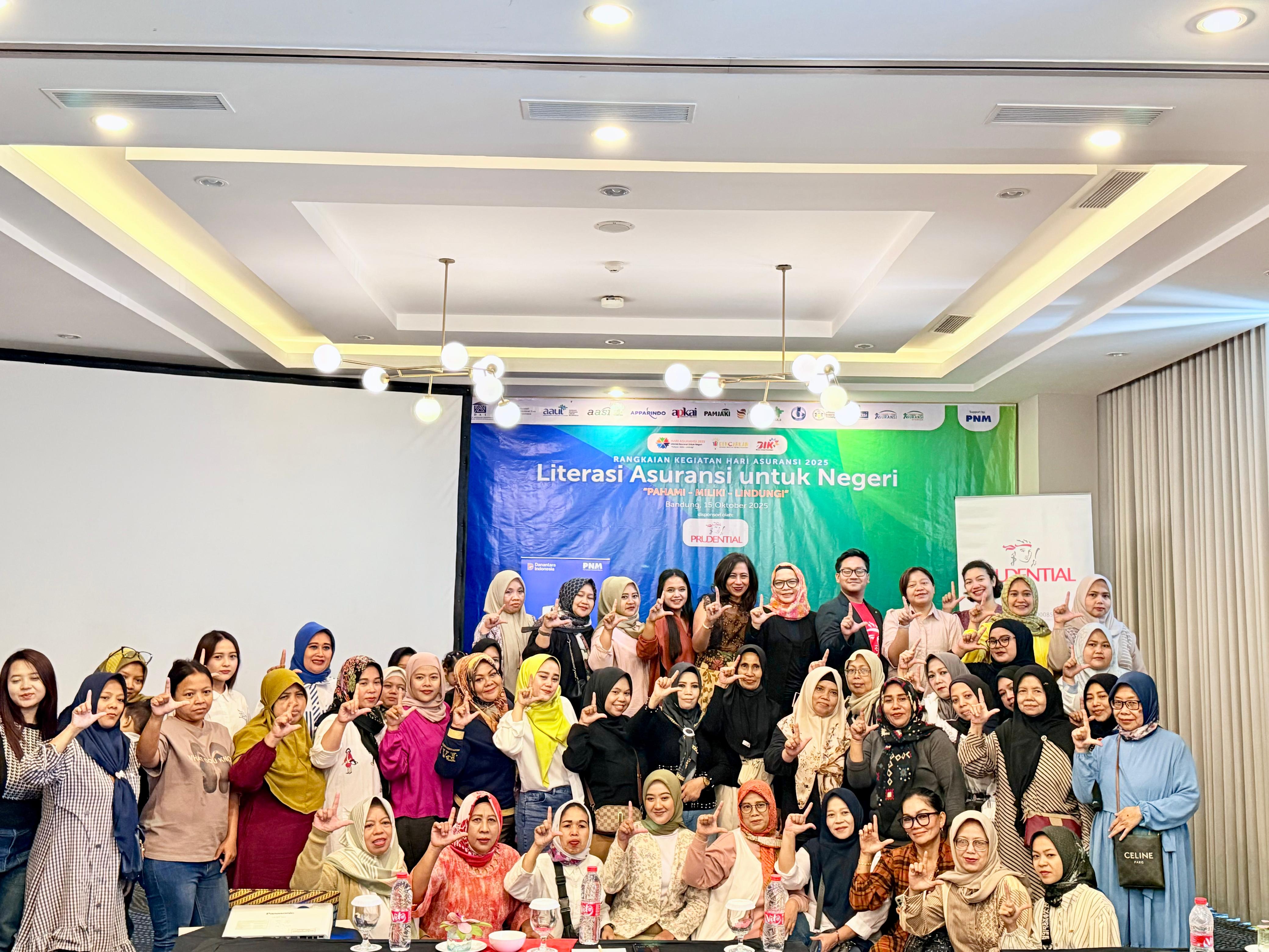 Prudential Life Assurance Ajak UMKM Bandung Pahami Pentingnya Asuransi di Momen Hari Asuransi 2025