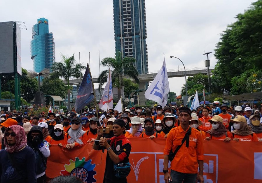 May Day 2023, 50 Ribu Buruh Gelar Aksi di Istana Negara dan MK