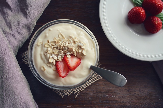  Manfaat Yoghurt Bagi Pencernaan, Kesehatan Usus dan Nutrisi yang Optimal