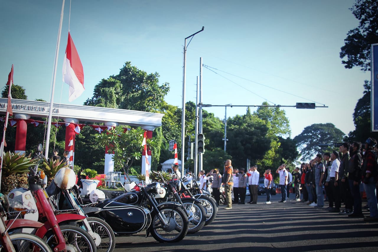 FMP Kobarkan Semangat Kemerdekaan, Para Bikers di Bogor Ikut Kibarkan Merah Putih di Tugu Kujang