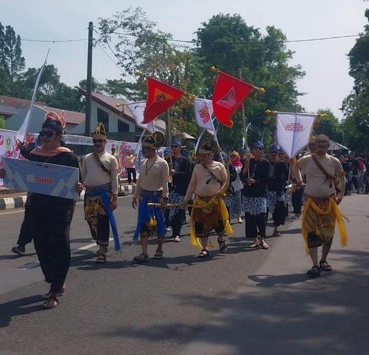 Perumda Pasar Tohaga Usung Tema Pandawa Lima dalam Acara Helaran Budaya di Kabupaten Bogor
