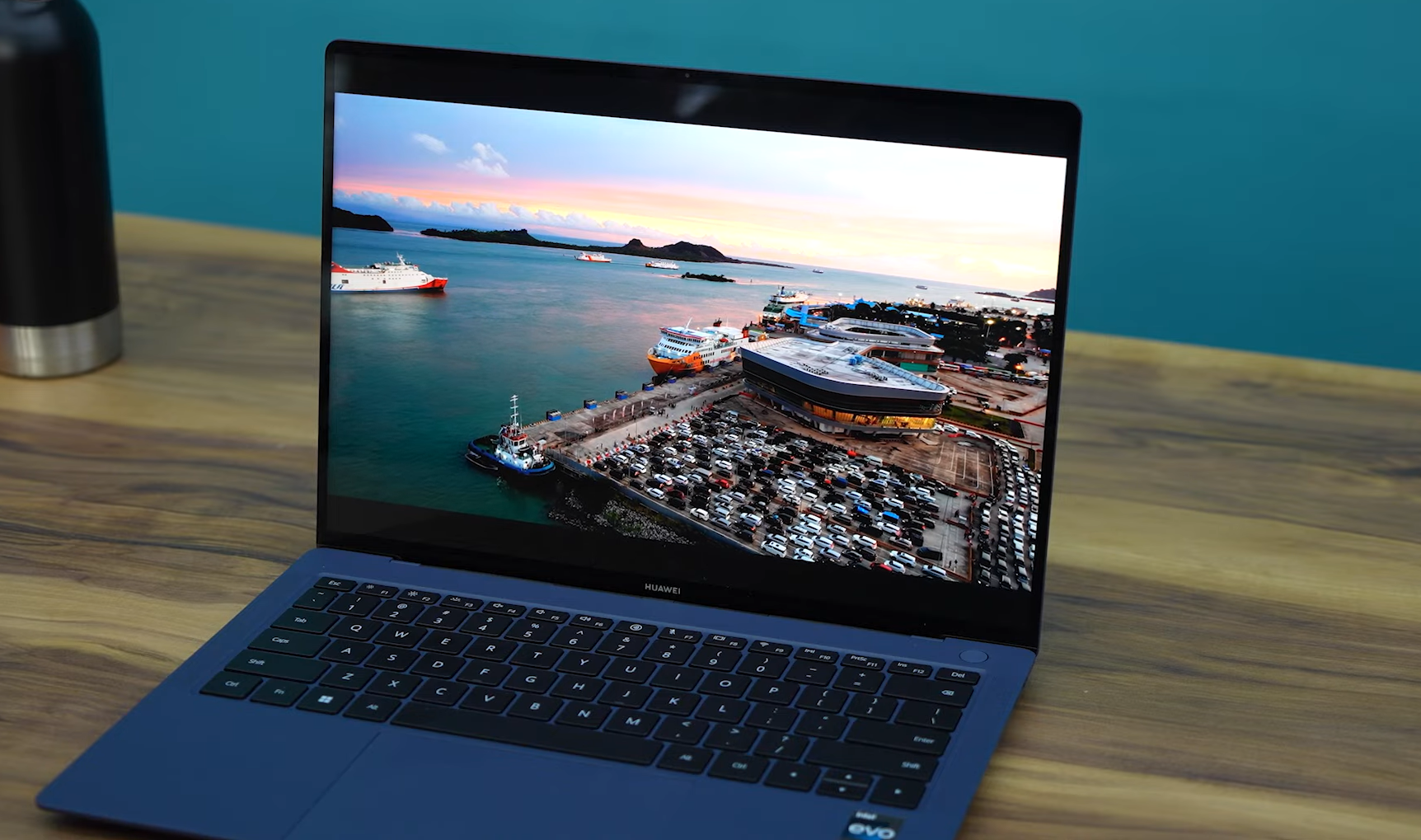 Keren! Huawei MateBook X Pro 2024 Laptop Super Ramping dengan Performa Tinggi