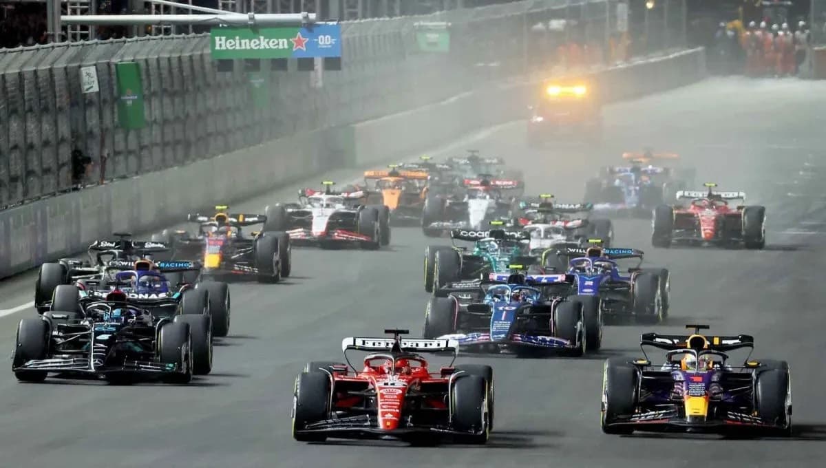 Charles Leclerc dan Max Verstappen Kompak Nantikan 'Adu Mekanik' di F1 2024