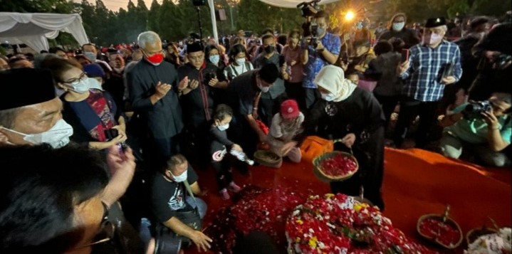 Penggali Kubur TMP Kalibata Ungkap Kendala Penggalian Makam Tjahjo Kumolo