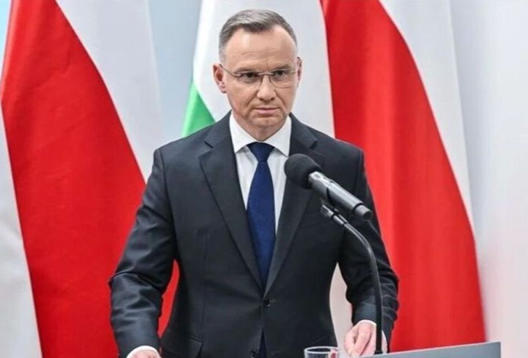 Presiden Polandia Tolak Amendemen Terhadap RUU Tentang Penggunaan Pil Pencegah Kehamilan