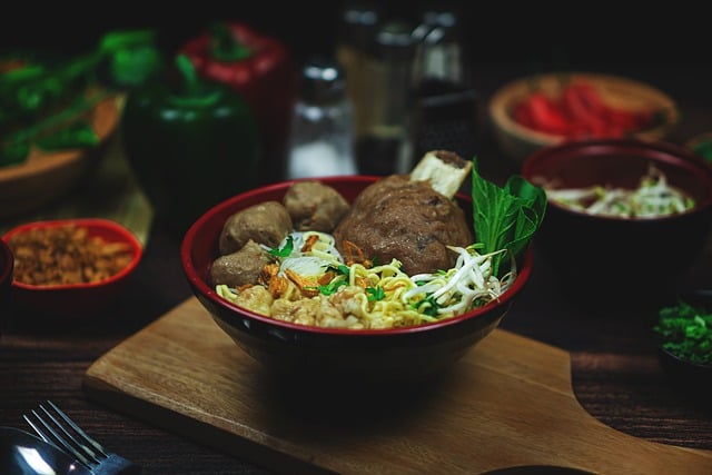 5 Rekomendasi Tempat Makan Bakso Paling Hits di Cimahi