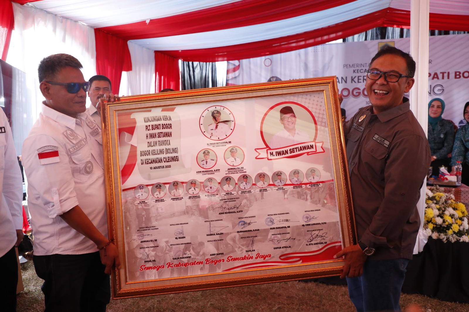Ratusan Pelaku UMKM di Kab Bogor Terima Sertifikasi Halal