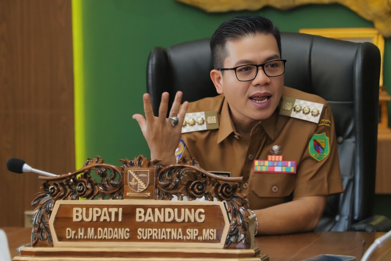 Bupati Bandung Sebut Pinjaman Modal Bergulir Tanpa Bunga Jadi Solusi Lawan Bank Emok dan Pinjol