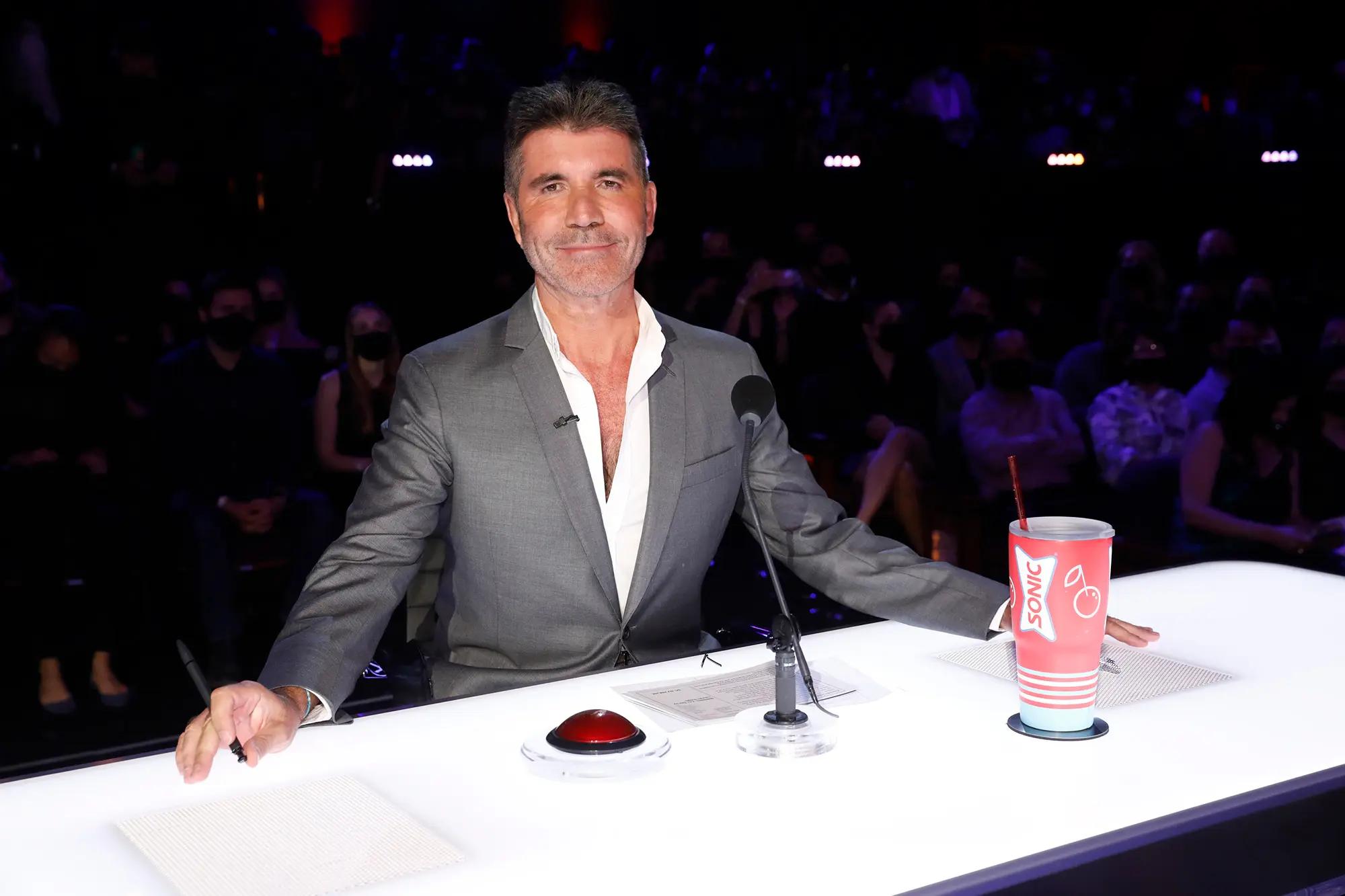 Inilah Alasan Simon Cowell Memberhentikan Cakra Khan Bernyanyi di America's Got Talent 2023