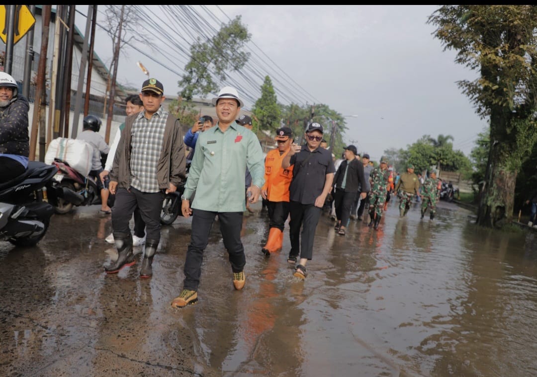 KDS dan KDM Bahas Soal Banjir Cidawolong dan Pembangunan Jalan Lingkar Majalaya yang Mandek 