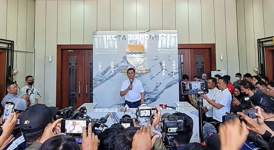 Sikap Sekda Kota Bandung Paska Yana Mulyana Ditangkap KPK