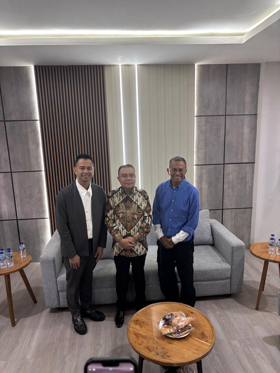 Sufmi Dasco dan Raffi Ahmad Kunjungi Kantor Disway, Minta Maaf ke Dahlan Iskan