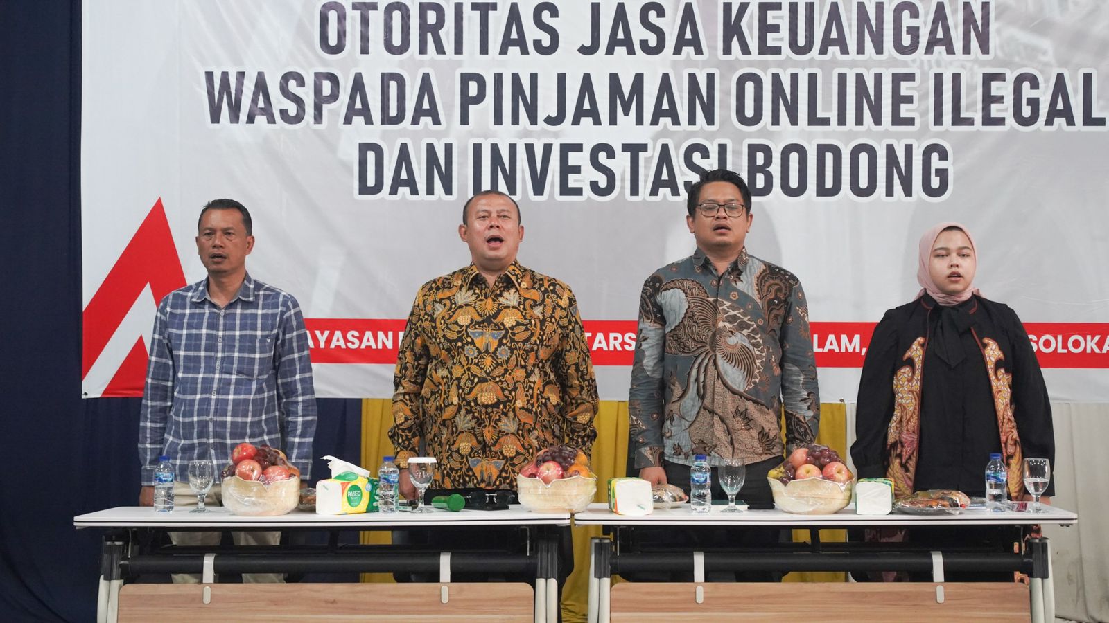 Edukasi Masyarakat, Kang Cucun Minta Masyarakat Jangan Mudah Tergiur Pinjol dan Investasi Bodong