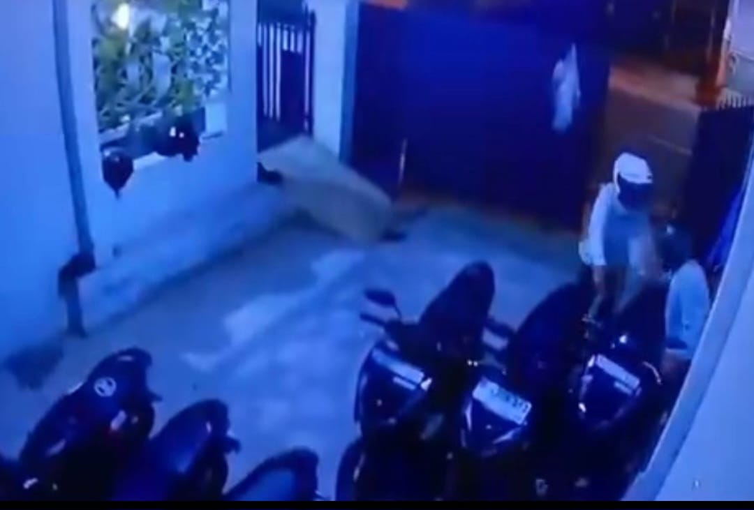 Viral di Medsos! Maling Gondol 7 Motor di Kutawaringin Bandung, Kerugian Capai Rp 199 Juta