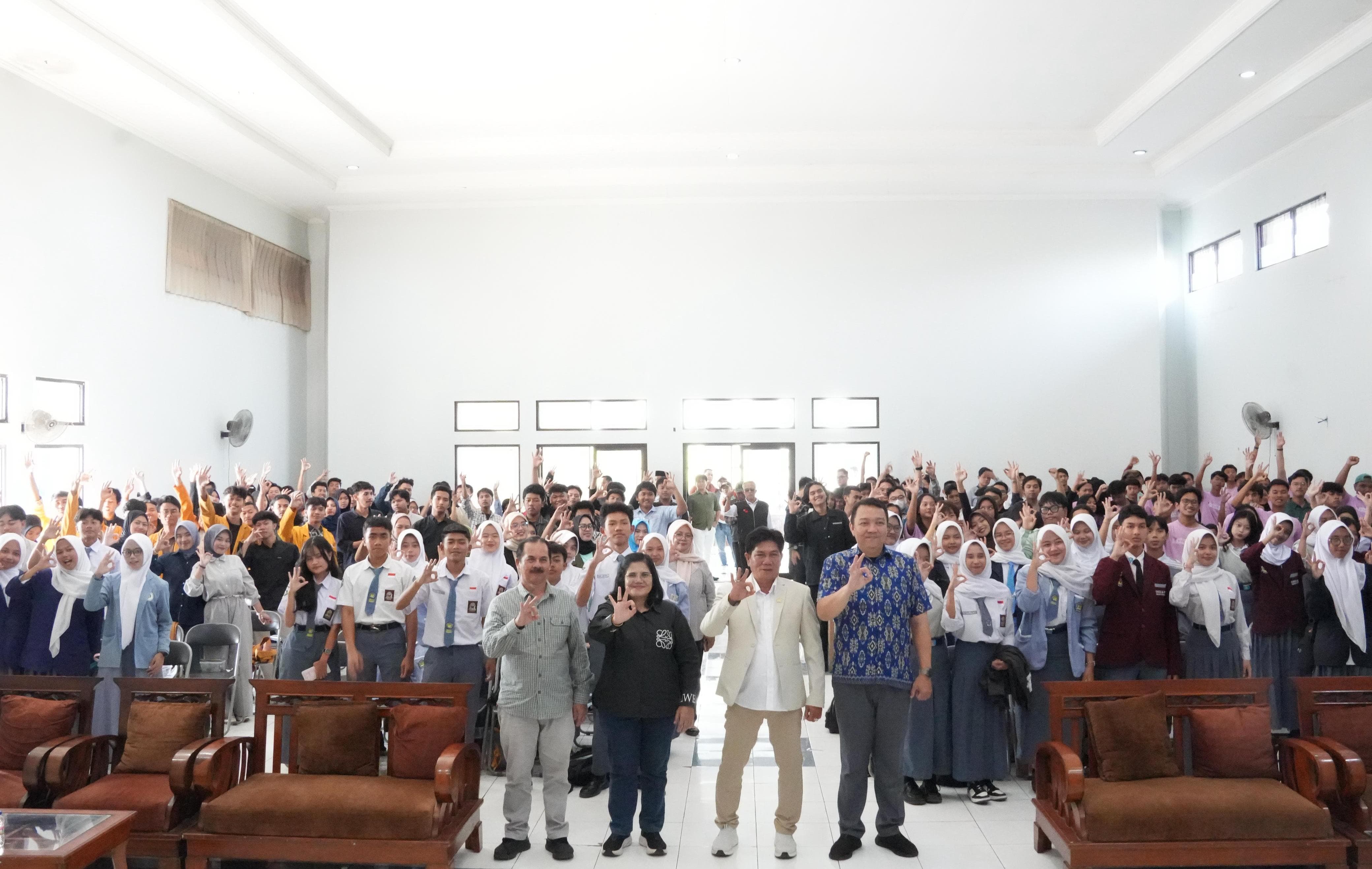 Peredaran Obat dan Makanan Disorot, Anggota Komisi IX DPR RI Sebut Remaja Punya Peran Penting Dalam Pengawasan