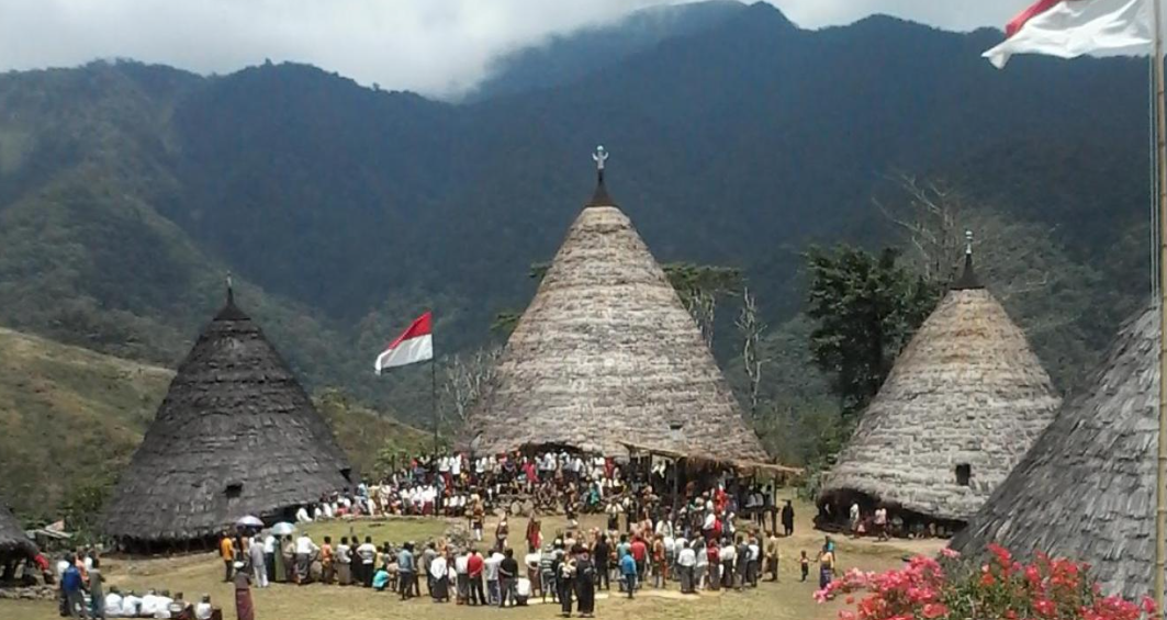 6 Fakta Menarik Kampung Wae Rebo, Desa Di Atas Awan 