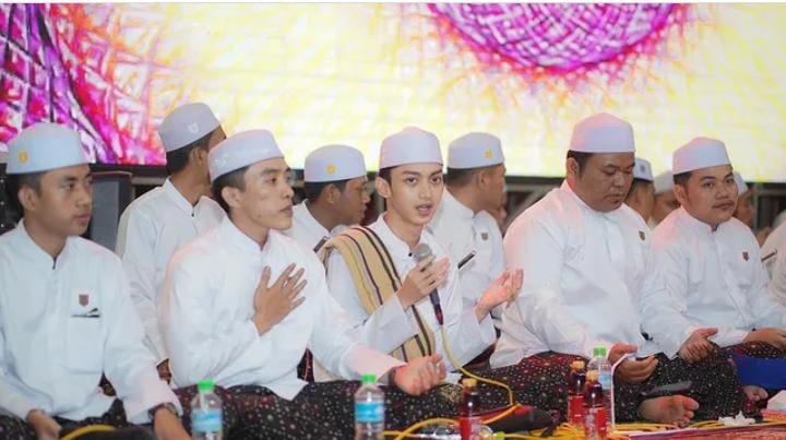 Mengenal Majelis Sholawat Syubbanul Muslimin, Sukses Ubah Ribuan Pemabuk jadi Santri