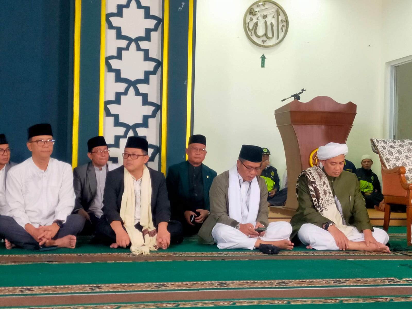 Bupati Bandung Ajak ASN dan Masyarakat Gapai Kemuliaan Lailatul Qadar   
