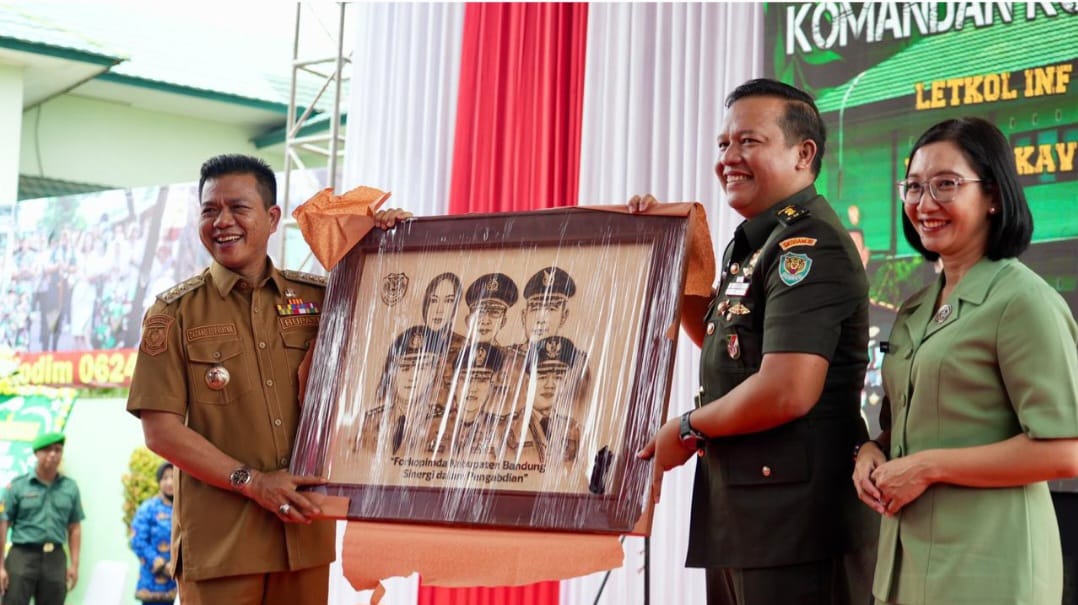 Hadiri Lepas Sambut Dandim 0624, Bupati Bandung: Kolaborasi Kunci Keberhasilan Pembangunan