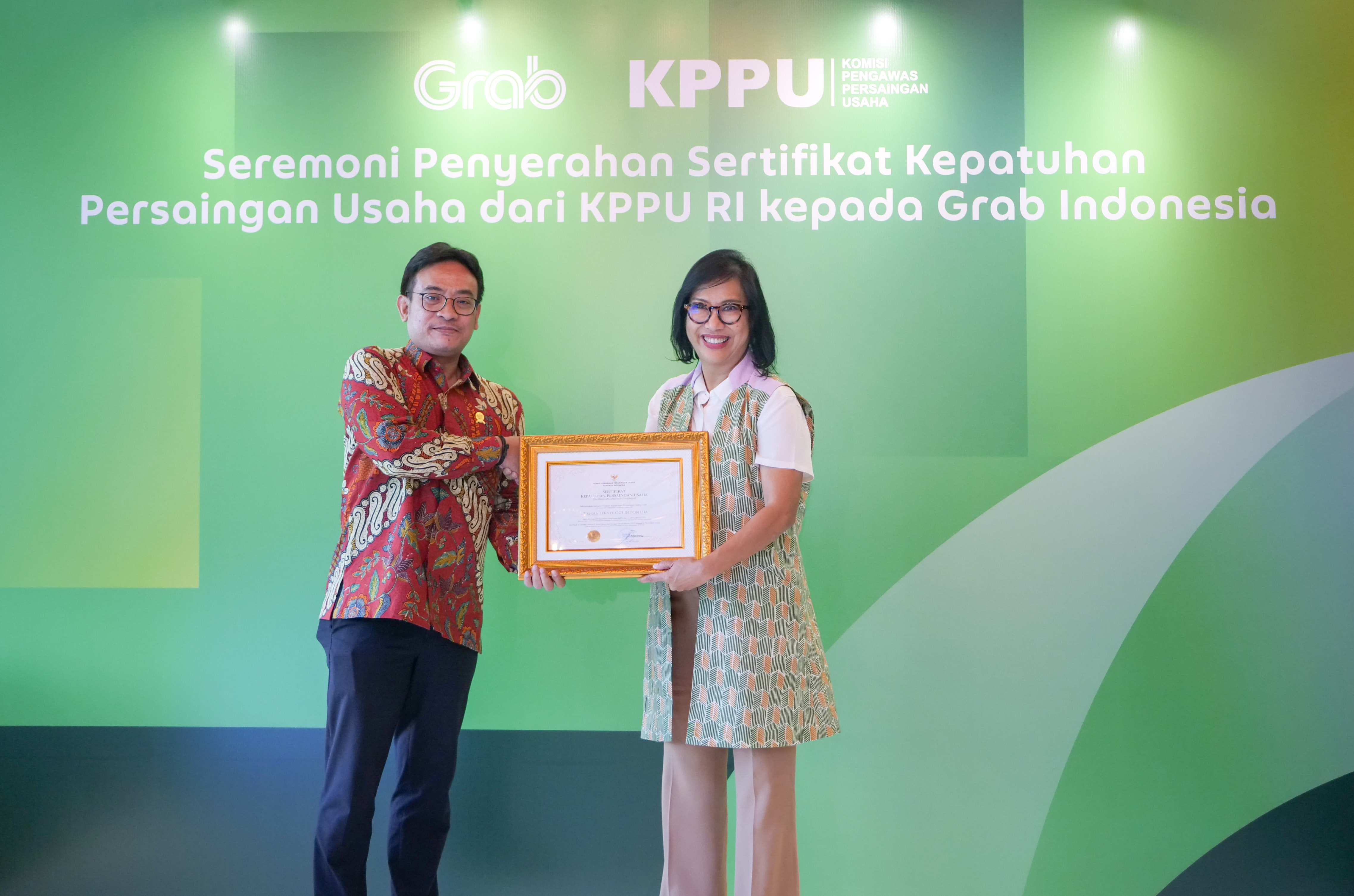 Grab Indonesia, Perusahaan Teknologi Pertama yang Menerima Sertifikat Persaingan Usaha dari KPPU RI