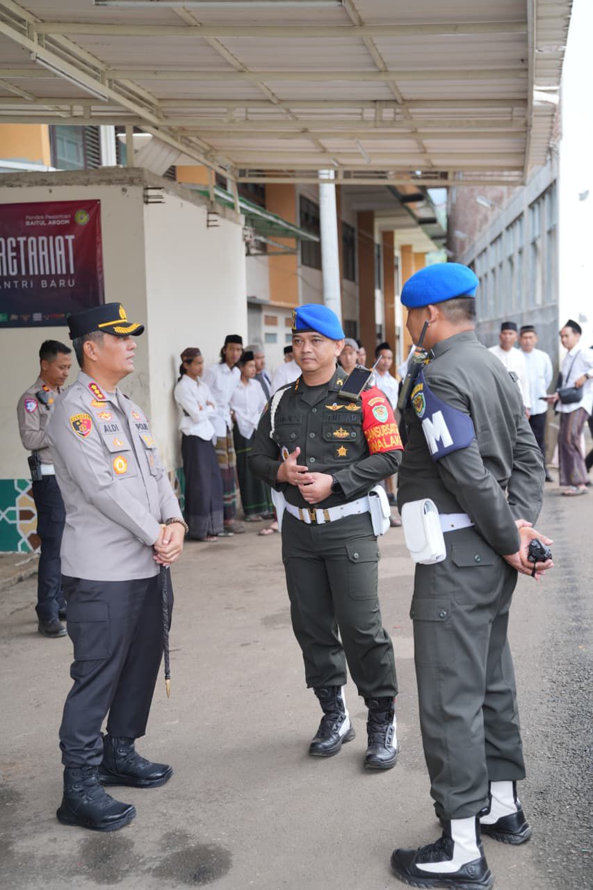Kapolresta Bandung Pastikan Pengamanan Kunjungan Kerja Wapres Gibran di Rancaekek dan Pacet