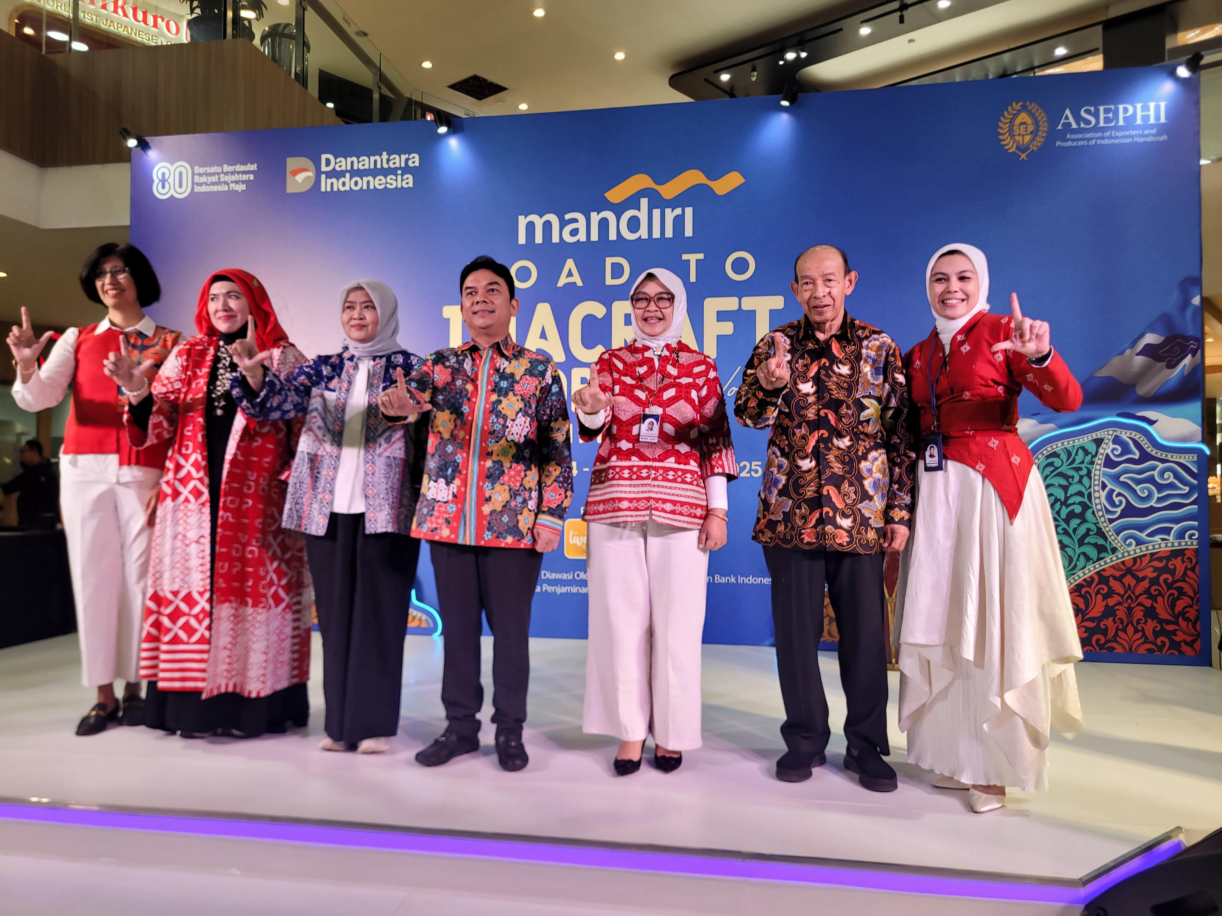  Bank Mandiri Dukung Akselerasi Ekonomi Kreatif Lokal Melalui Road to INACRAFT 'Karya Lokal, Transaksi Digital