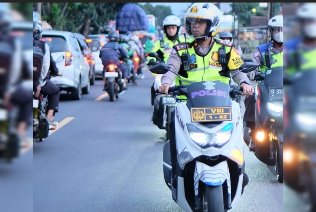 Arus Kendaraan Ke Wisata Pacira Meningkat, Satlantas Polresta Bandung Siapkan Rekayasa One Way