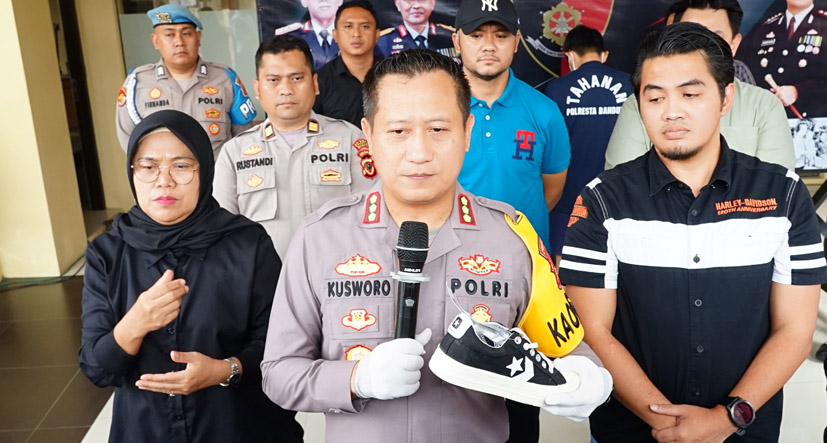 Dua Tersangka Penjual Sepatu Merk Palsu Berhasil Diringkus Satreskrim Polresta Bandung